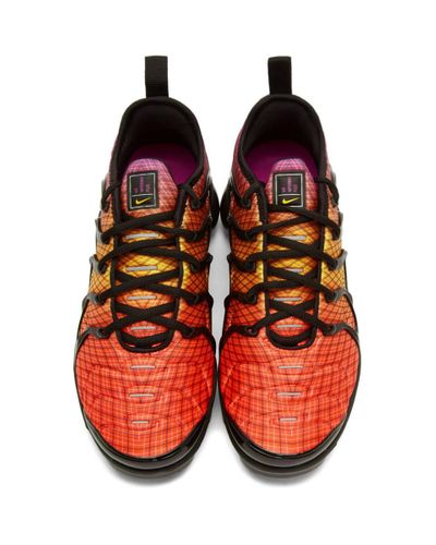 nike vapormax plus orange black