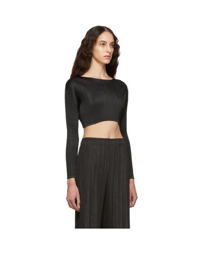 black cropped sweater