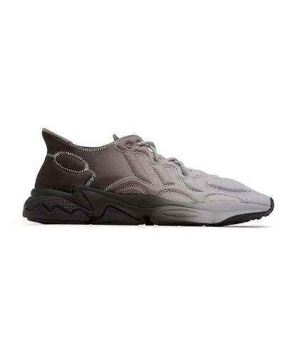 ozweego tech grey