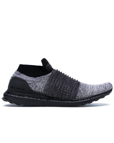 adidas ultra boost laceless mid triple black
