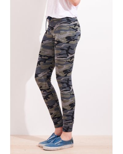 sundry camo sweatpants