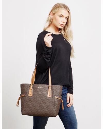 michael kors voyager brown