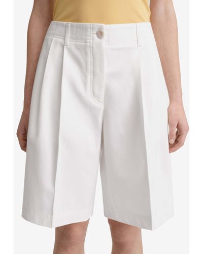Totême Pleated Chino Shorts - White