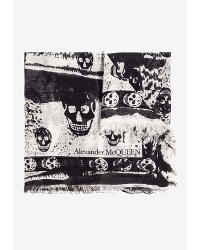 Alexander McQueen Skull Print Frayed Scarf - Black