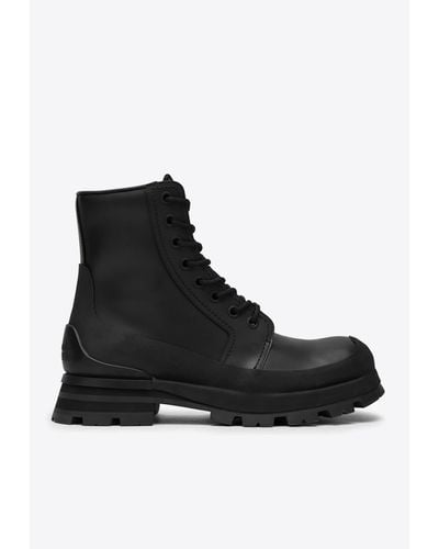Alexander McQueen Wander Leather Lace-Up Boots - Black