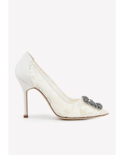 Manolo Blahnik Hangisi 105 Lace Pumps With Fmc Crystal Buckle - Natural