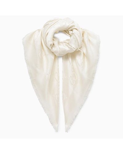Gucci White Gg Jacquard Frayed Scarf - White - Natural