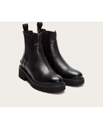 allison chelsea frye