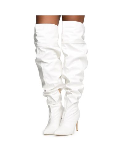 cape robbin white boots