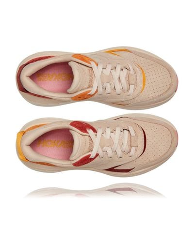 all gender bondi l suede hoka
