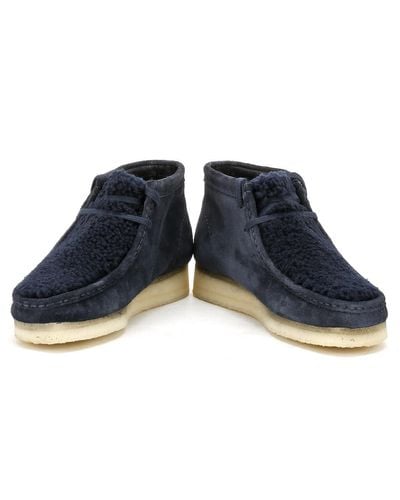 Clarks Womens Navy Suede Wallabee Boots in Blue - Lyst