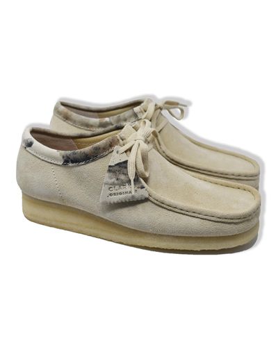 Clarks Wallabee Suede Shoes Off White Interest for Men - Lyst