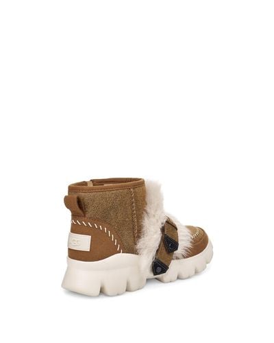 الرعد ugg fluff punk 