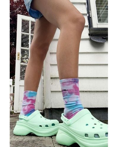 mint platform crocs