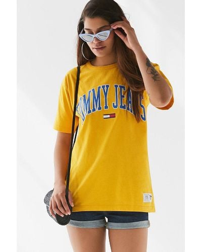 tommy jeans yellow