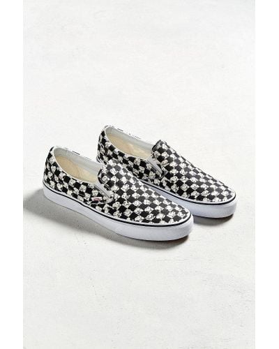 snoopy checkerboard vans