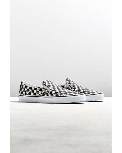 snoopy checkerboard vans