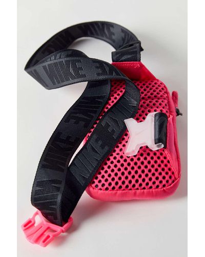 nike tech hip pack pink