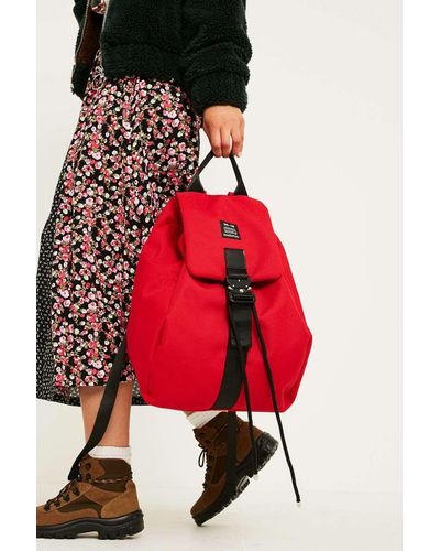 uo hiking buckle backpack