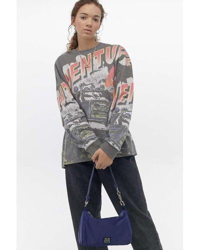 uo satin & chain shoulder bolsa