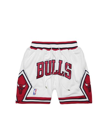 bulls red shorts
