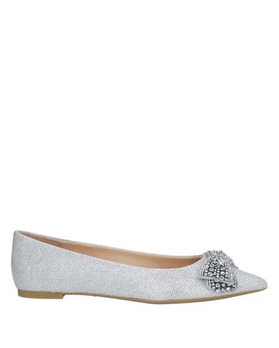 badgley mischka silver flats
