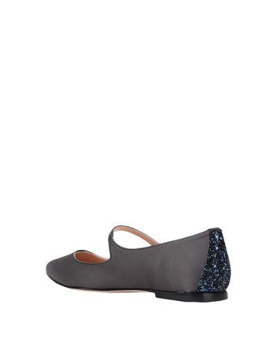 mia moltrasio shoes