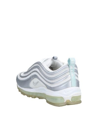 nike sneakers silver