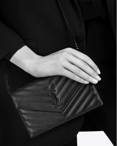 ysl envelope chain wallet in grain de poudre embossed leather