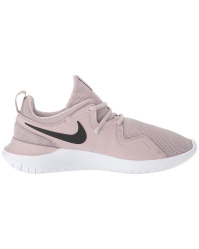 wmns nike tessen