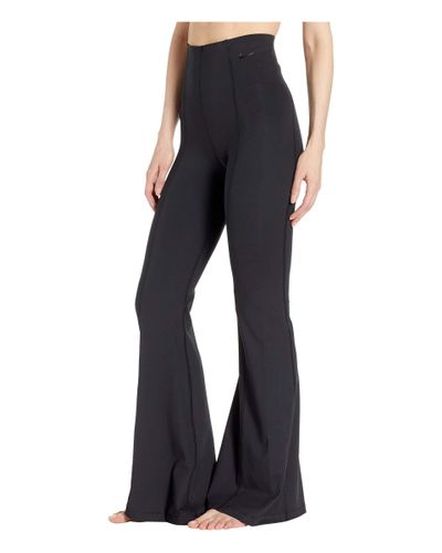 nike studio flare tights