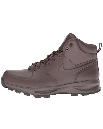 nike boots brown