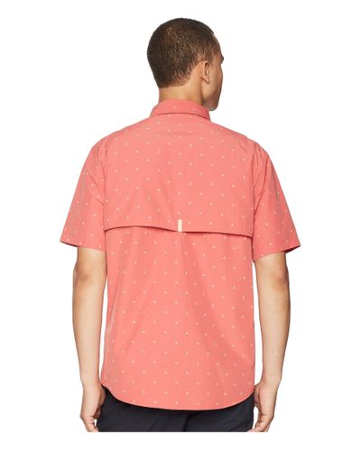 red quiksilver shirt
