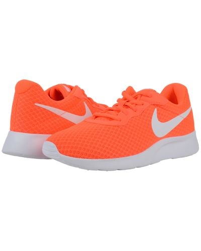 nike tanjun orange