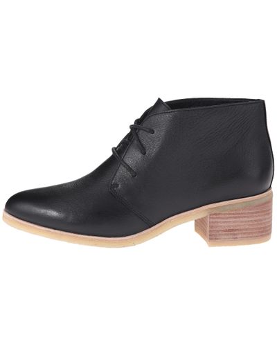 clarks phenia carnaby