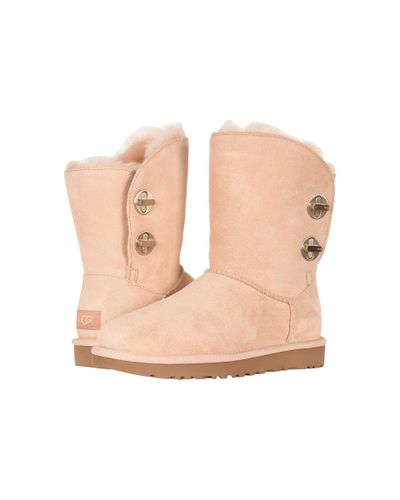 turnlock uggs