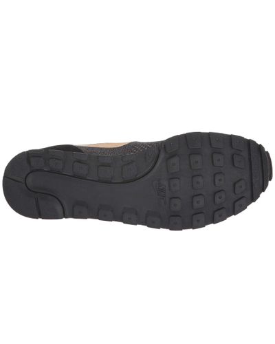 nike md runner 2 eng mesh sneaker gold