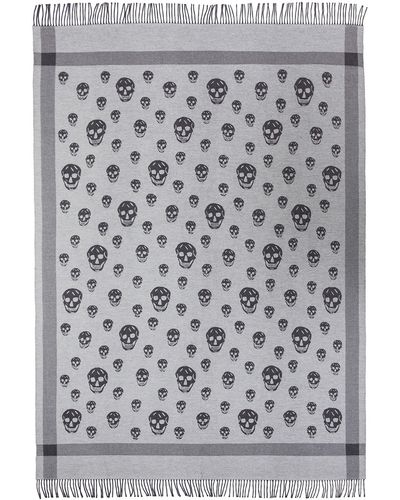 Alexander McQueen Skull Blanket - Gray