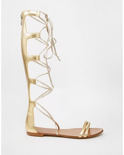 ALDO Umarelle Gold Knee Gladiator Flat Tie Sandals - Metallic