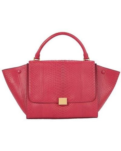 Celine Medium Trapeze Handbag In Calfskin - Red