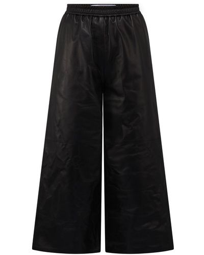 Loewe Cropped Pants In Nappa Lambskin - Black