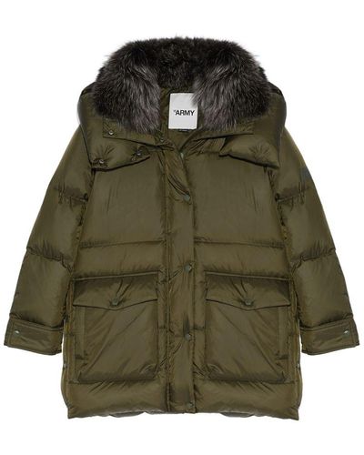 Yves Salomon 3/4-Length Puffer Jacket Made From A Water-Resistant Technical Fabric With A Fox Fur Collar - Green