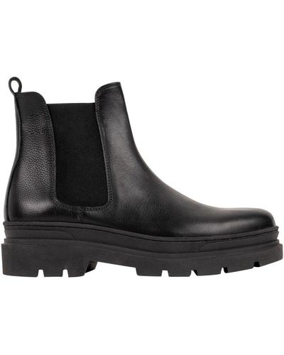 Bobbies Maokee Boots - Black