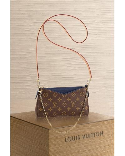 Limited Edition:Brand New/Louis Vuitton Speaker Clutch in brown