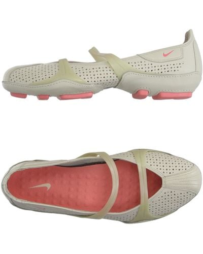 Women's Nike Ballet flats and ballerina shoes from $45 | Lyst