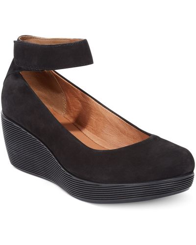 Clarks crewso sale emmy