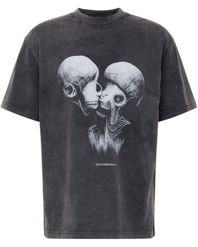 Han Kjobenhavn T-shirt 'aliens kissing' - Schwarz