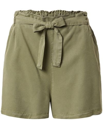 Trendyol Shorts - Grün