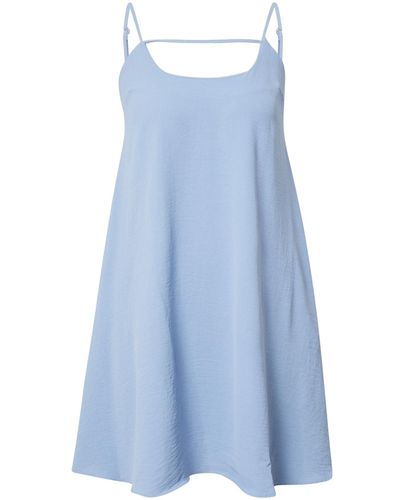 Trendyol Kleid - Blau