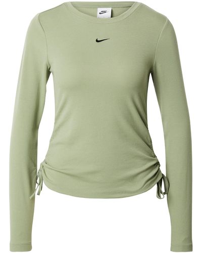 Nike Shirt 'essntl' - Grün